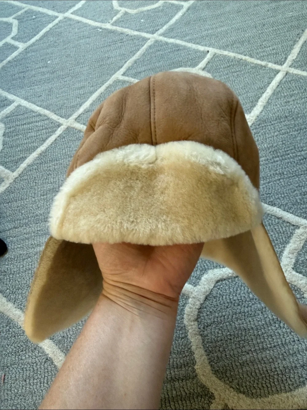 UGG Kids Genuine Shearling Sheepskin Trapper Hat Chestnut 2-4Y